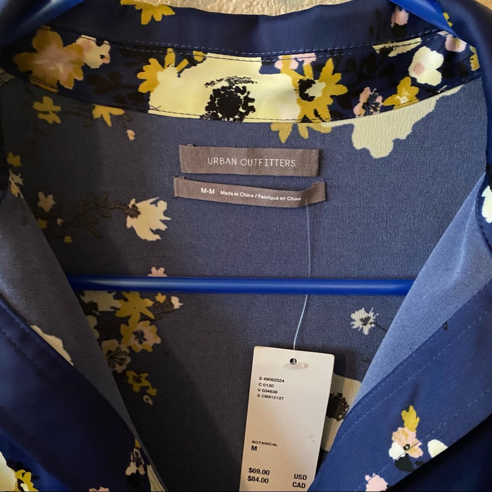 Urban Outfitters navy blue flower dress size M - Picture 5 of 5